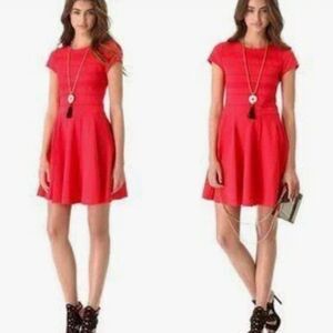 Parker Fit Flare Knit Dress Red Pintuck Short Sleeve Exposed Zip Sz S Holiday